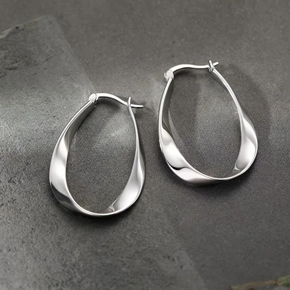 AmazingShop Jewelry - Silver Hoop Earrings